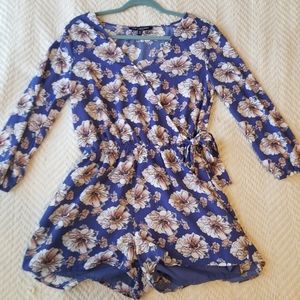 One ❤ Clothing Romper